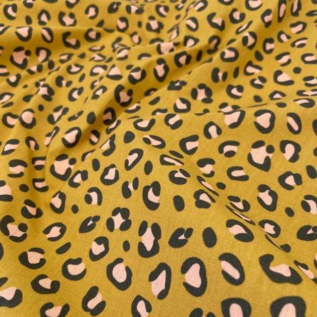 Popeline Resinada Leopardo - Amarelo